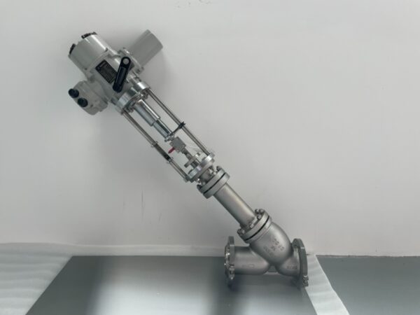 molten salt angle type control valve