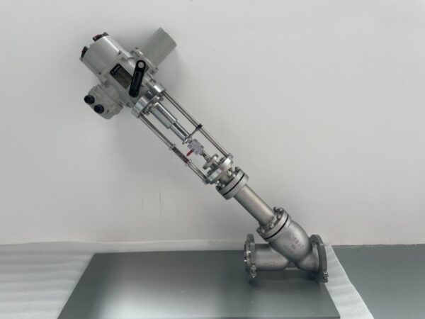molten salt angle type control valve