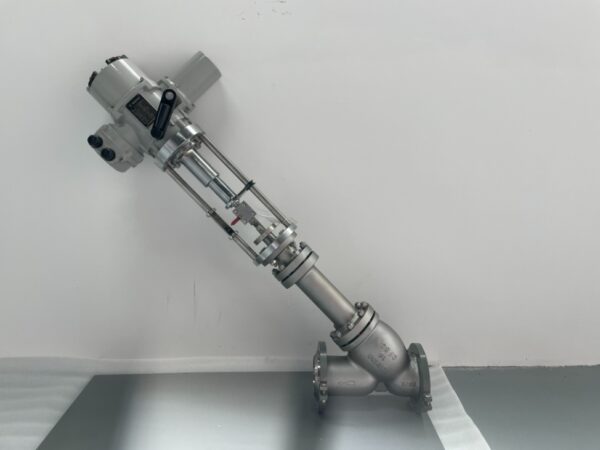 molten salt angle type control valve
